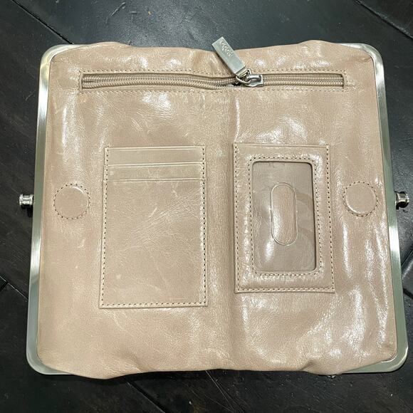 Hobo Lauren Bi Fold Wallet Leather Tan Women's - Picture 3 of 5